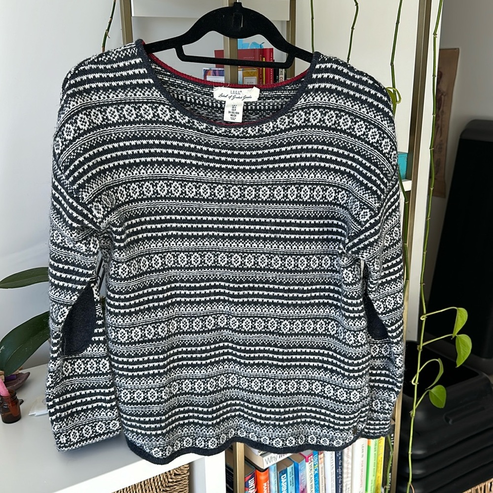 Knit sweater